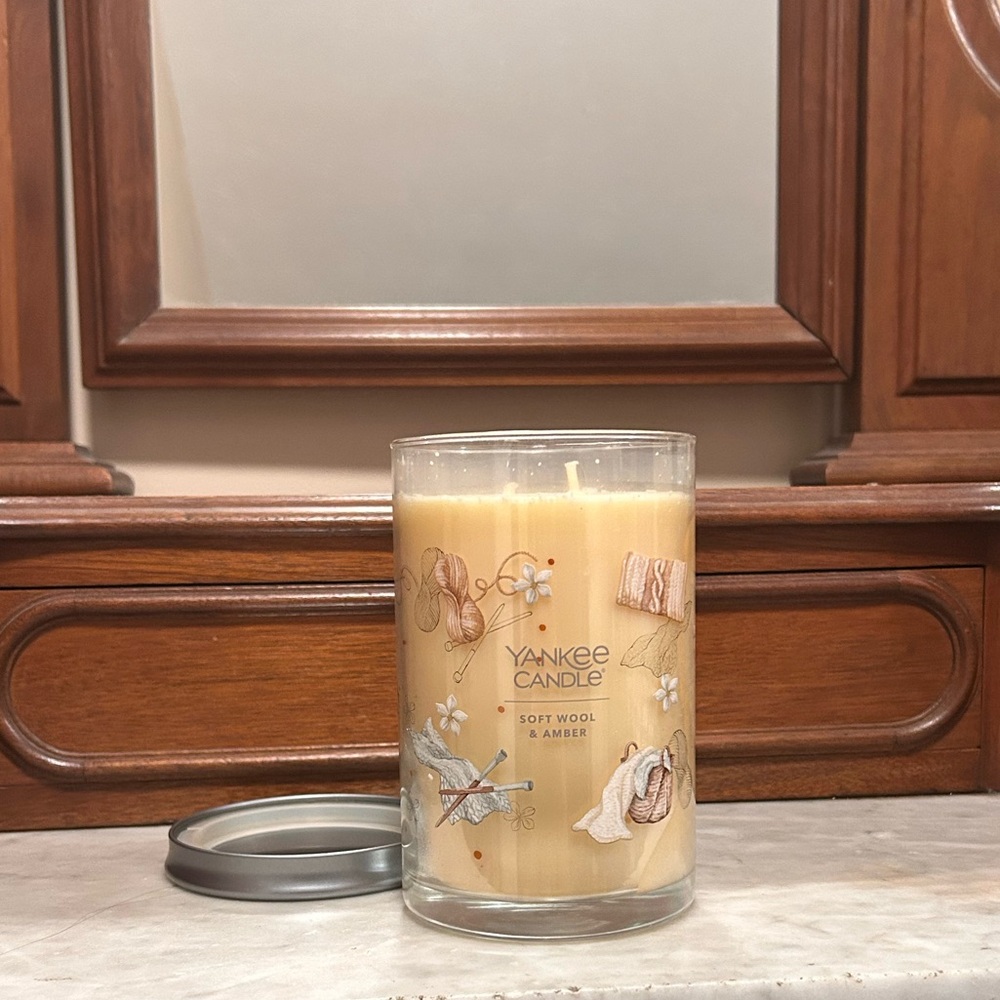 Soft Wool and Amber Yankee Candle